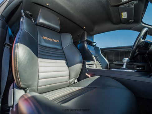 Used 2014 Dodge Challenger R/T RWD image 26