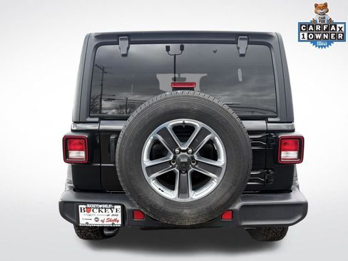 Used 2023 Jeep Wrangler Sahara w/ Cold Weather Group image 4