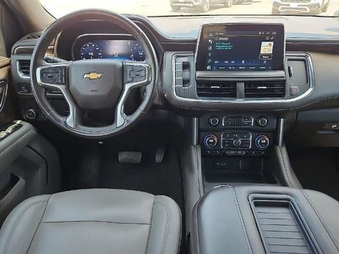 Used 2023 Chevrolet Tahoe LT w/ Luxury Package RWD image 17