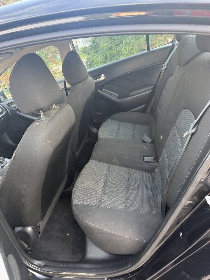 Used 2017 Kia Forte LX FWD image 8