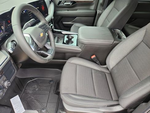 New 2026 Chevrolet Tahoe LS image 9