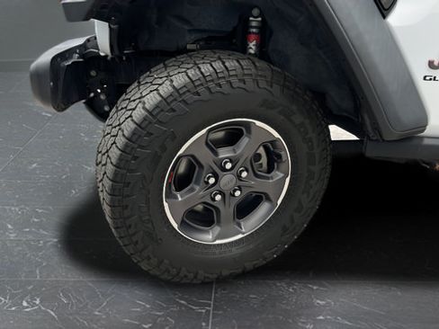 Used 2022 Jeep Gladiator Rubicon AWD/4WD image 34