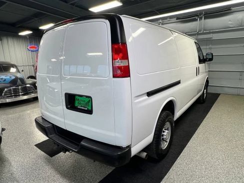 Used 2020 Chevrolet Express 2500 w/ Enhanced Convenience Package image 3