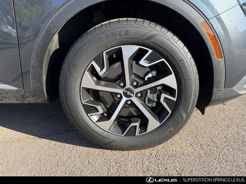 Used 2023 Kia Sportage EX AWD/4WD image 10