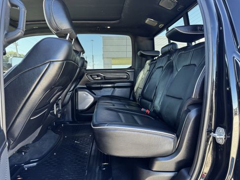 Used 2020 RAM 1500 Limited w/ Black Appearance Package image 31