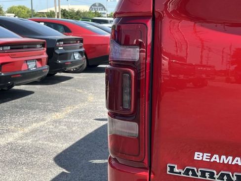 Used 2023 RAM 1500 Laramie AWD/4WD image 10