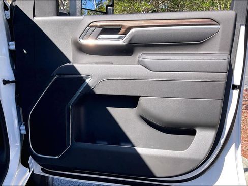 Certified 2025 Chevrolet Silverado 2500 LT w/ All Star Edition image 22