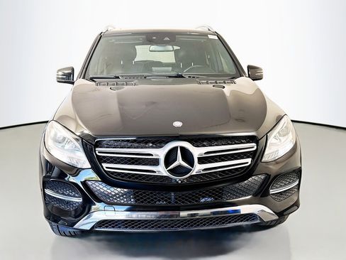 Used 2017 Mercedes-Benz GLE 350 w/ Premium 1 Package image 2