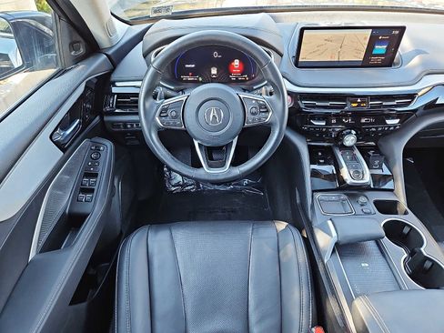 Used 2023 Acura MDX SH-AWD w/ Technology Package image 11