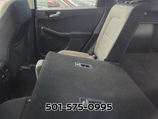 Used 2020 Ford Escape SE FWD image 9