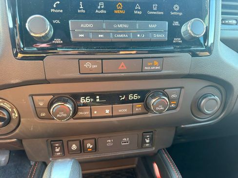 Used 2023 Nissan Frontier PRO-4X w/ Pro-4X Premium Package AWD/4WD image 18