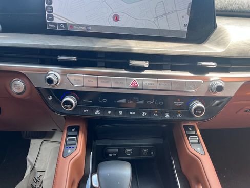 Certified 2024 Kia Telluride EX X-Line AWD/4WD image 17
