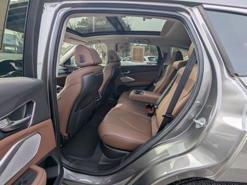 Used 2023 Acura RDX AWD w/ Advance Package image 11