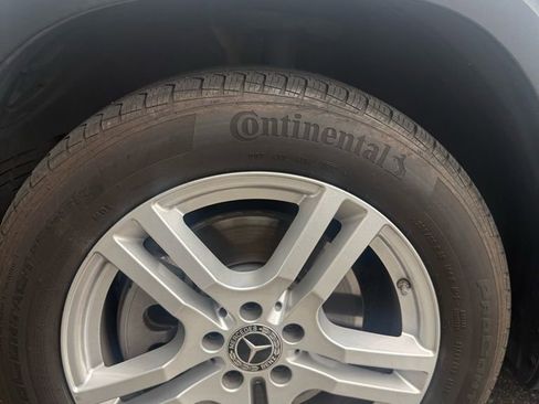 Used 2022 Mercedes-Benz GLB 250 GLB 250 image 17