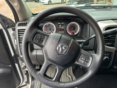 Used 2018 RAM 2500 SLT image 23