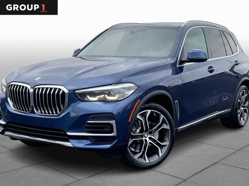 Used 2022 BMW X5 sDrive40i w/ Premium Package image 1