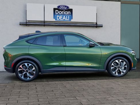 Certified 2025 Ford Mustang Mach-E Select w/ Comfort Package Lite image 2