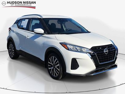 Used 2022 Nissan Kicks SV