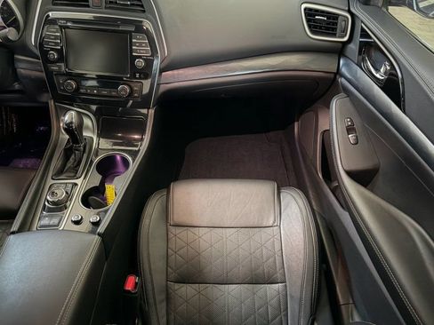 Used 2020 Nissan Maxima Platinum w/ Illumination Package FWD image 18