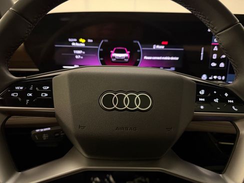 Used 2025 Audi Q6 e-tron Premium Plus w/ Premium Plus AWD/4WD image 11