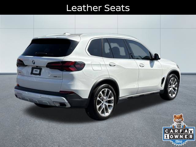 Used 2024 BMW X5 xDrive40i w/ Parking Assistance Package AWD/4WD image 3