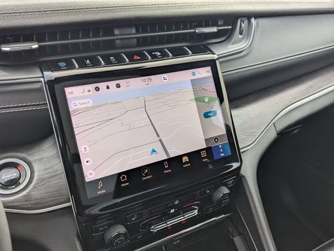 Used 2024 Jeep Grand Cherokee Limited 4xe w/ Trailer Tow Package image 19