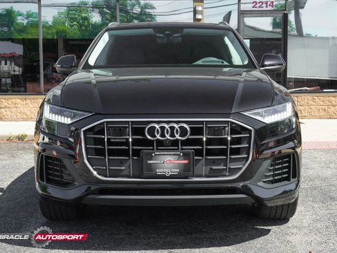 Used 2019 Audi Q8 Prestige image 2