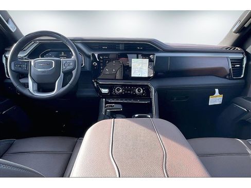New 2026 GMC Sierra 1500 Denali AWD/4WD image 5