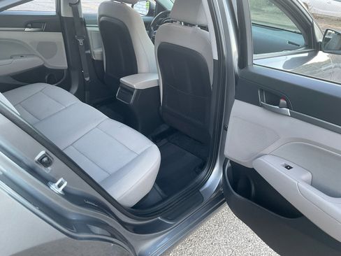 Used 2018 Hyundai Elantra Value Edition image 25