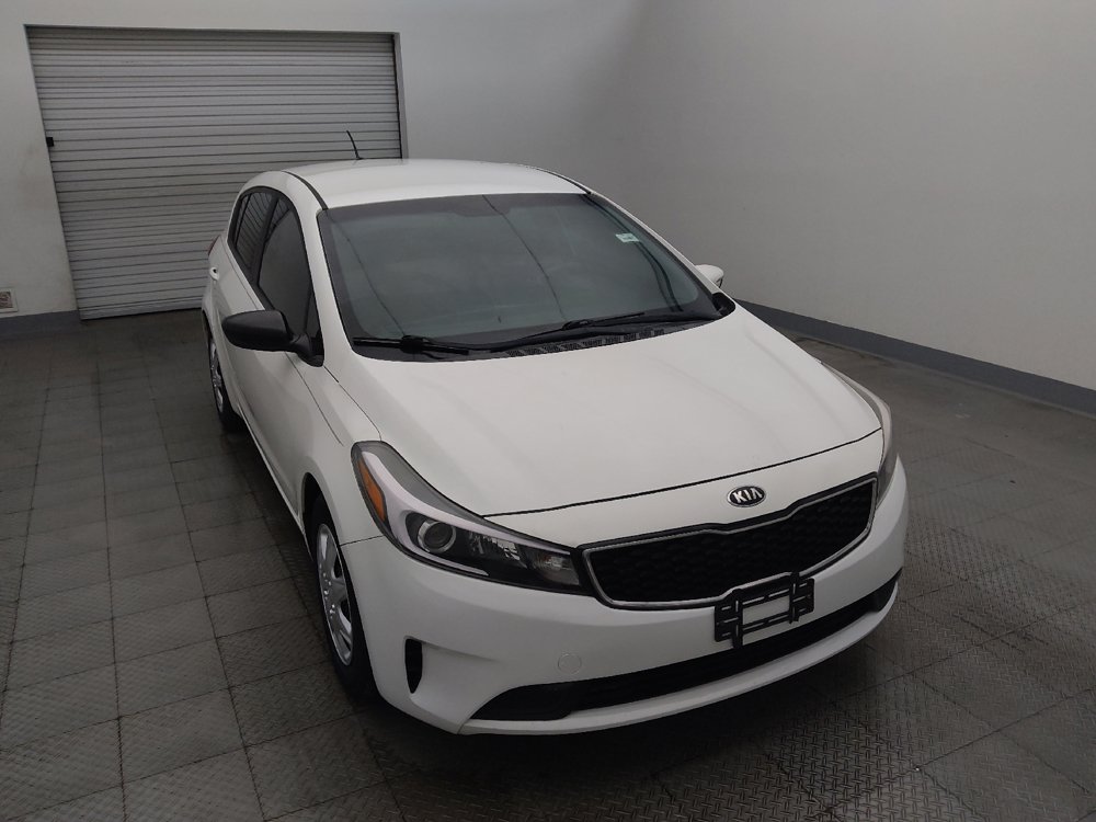 Used 2017 Kia Forte LX FWD image 14