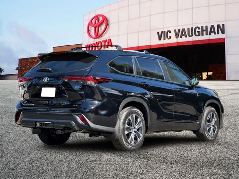 New 2026 Toyota Highlander XLE AWD/4WD image 34