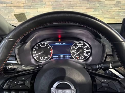 Certified 2023 Nissan Altima 2.5 SR w/ SR Premium Package FWD image 17