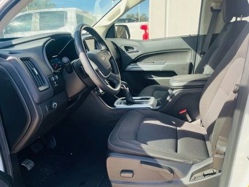 Used 2022 Chevrolet Colorado LT image 9