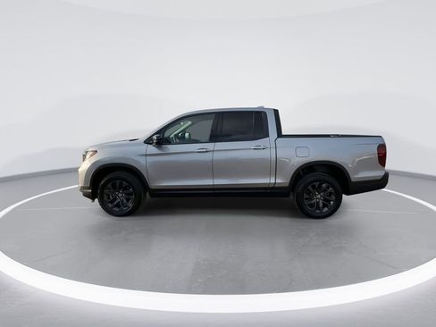 Used 2024 Honda Ridgeline Sport image 8