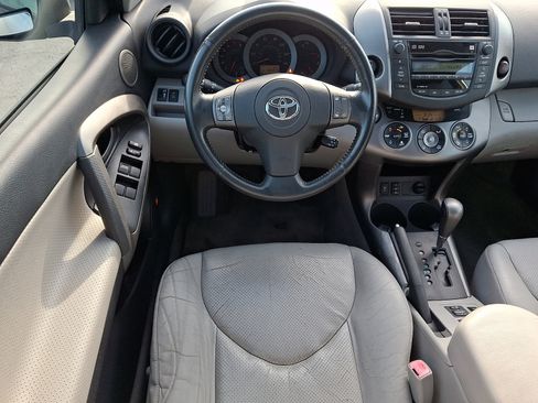 Used 2010 Toyota RAV4 Limited AWD/4WD image 11