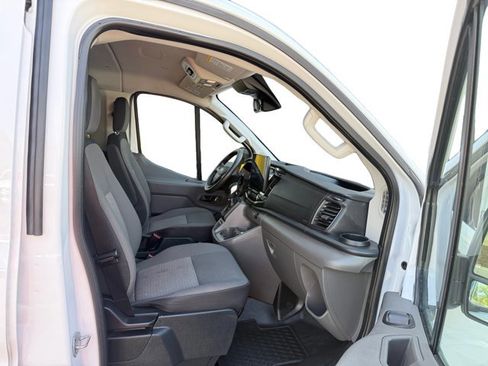 Used 2023 Ford Transit 350 XLT RWD image 12