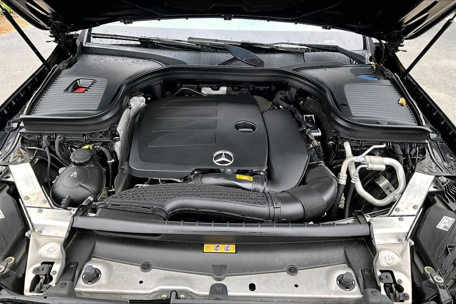 Used 2022 Mercedes-Benz GLC 300 image 39
