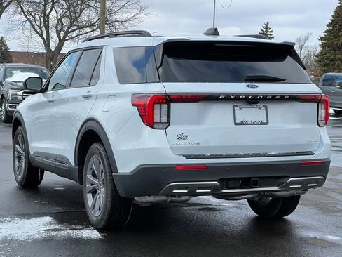 New 2026 Ford Explorer Active w/ Active Comfort Package AWD/4WD image 11
