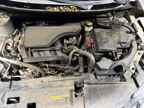 Used 2021 Nissan Rogue Sport SL w/ Premium Package image 22