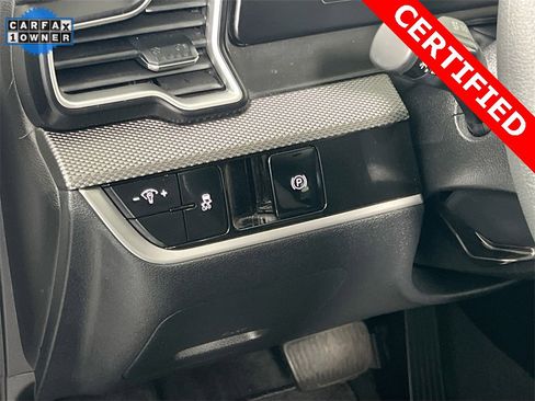 Certified 2024 Kia Sportage LX image 10