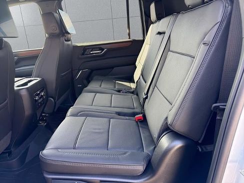 New 2026 GMC Yukon XL Denali w/ Advanced Technology Package image 25