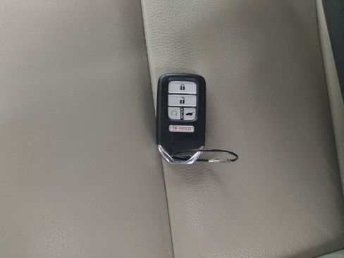 Used 2019 Honda Pilot EX-L image 32