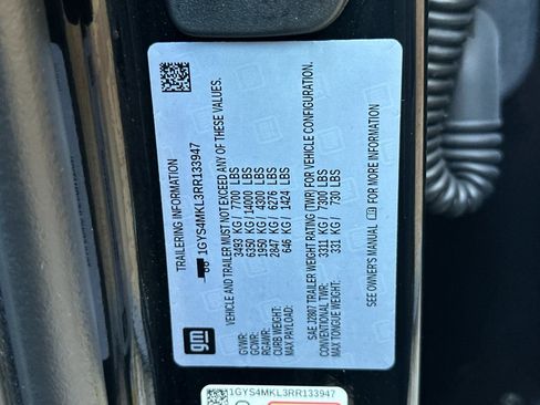 Used 2024 Cadillac Escalade ESV Premium Luxury Platinum AWD/4WD image 35