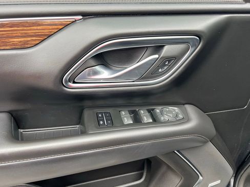 Used 2023 Chevrolet Suburban High Country w/ Premium Package 2 image 17