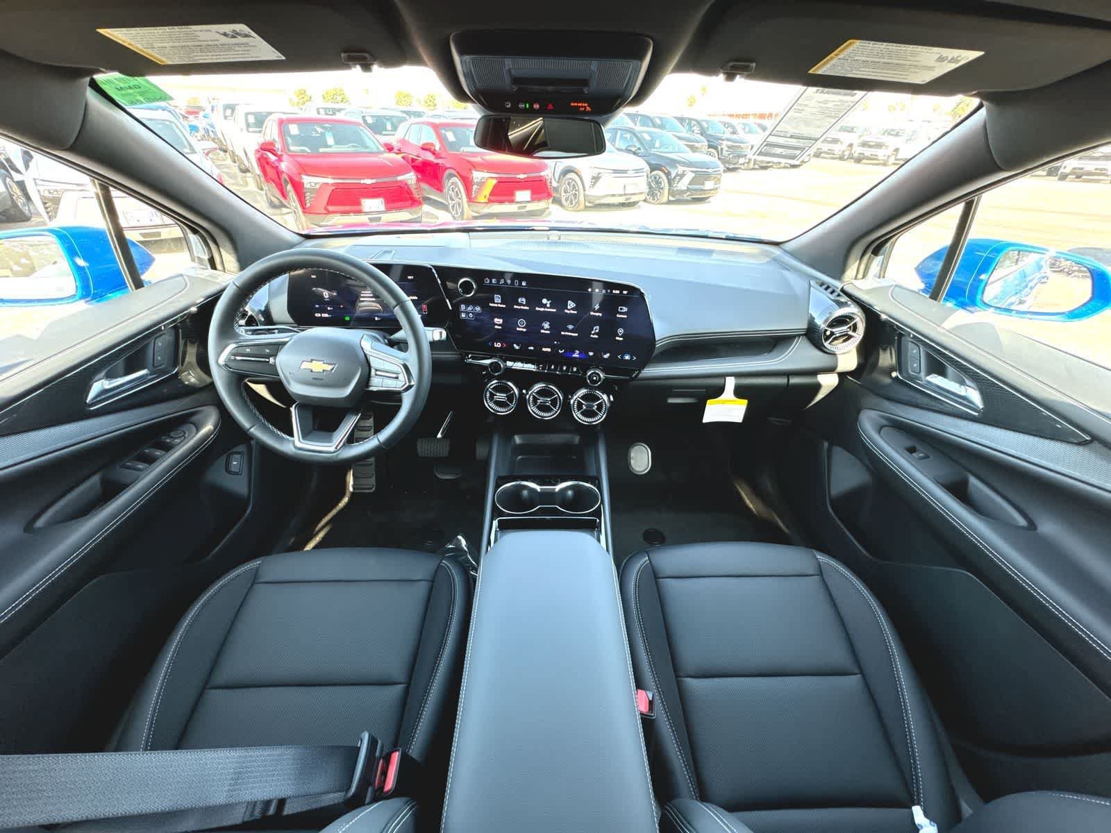 Used 2025 Chevrolet Blazer EV LT AWD/4WD image 19