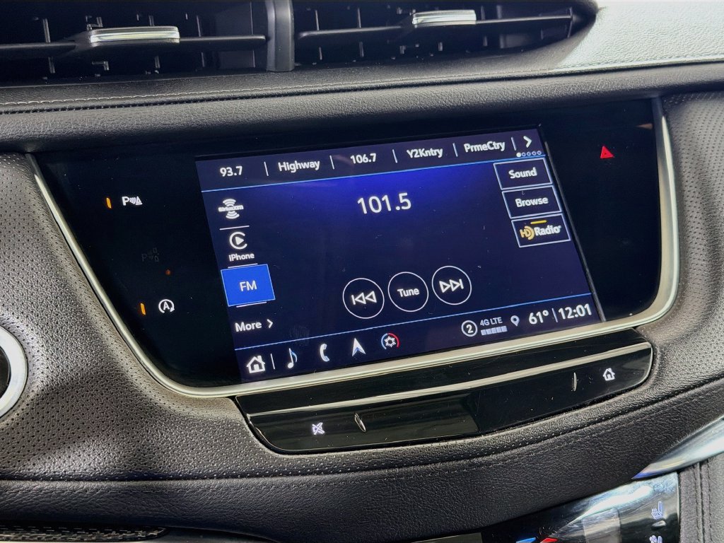 Used 2023 Cadillac XT5 Sportv w/ LPO, Floor Liner Package AWD/4WD image 16