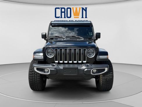 Used 2021 Jeep Wrangler Unlimited Sahara w/ LED Lighting Group AWD/4WD image 8