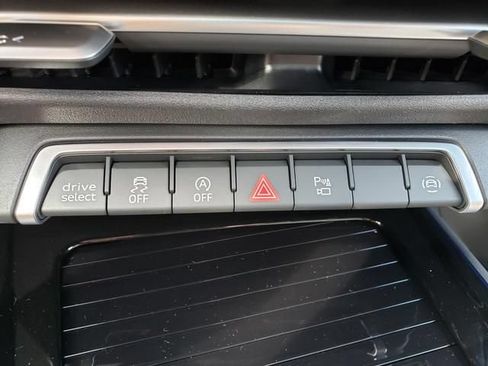 New 2026 Audi Q3 quattro 2.0T AWD/4WD image 19