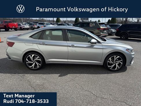 New 2026 Volkswagen Jetta SEL image 9