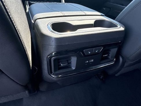 Used 2024 GMC Sierra 2500 AT4 w/ AT4 Preferred Package AWD/4WD image 22